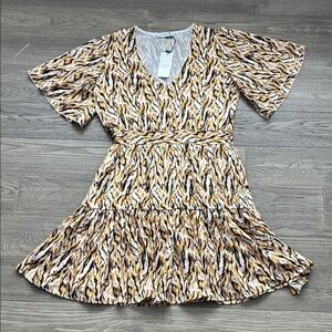 Axara Paris | Colourful splat printed flowy dress / New with tags Size M